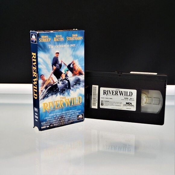 The River Wild VHS Tape 1995 Movie Meryl Streep Kevin Bacon David Strathairn - Picture 2 of 4